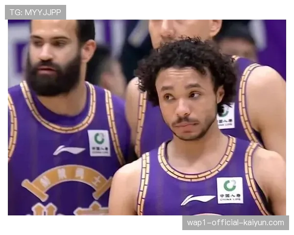 杰伦·豪斯单场44分11篮板 北控新援刷新个人纪录